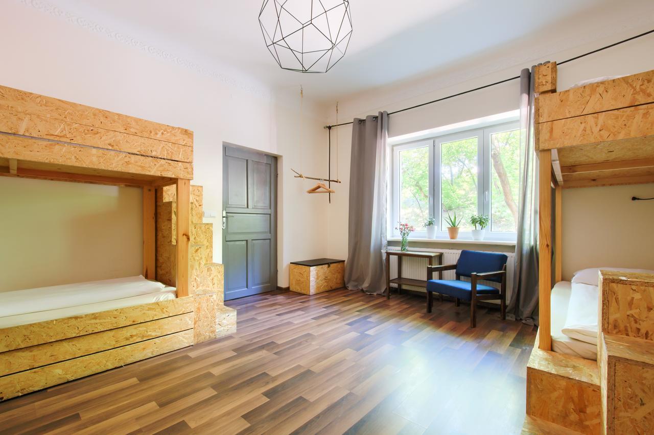 Lull Hostel Варшава Екстериор снимка