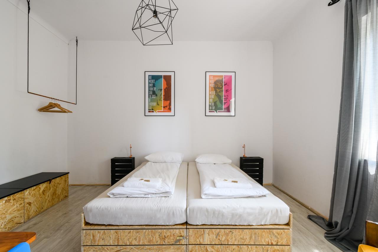 Lull Hostel Варшава Екстериор снимка