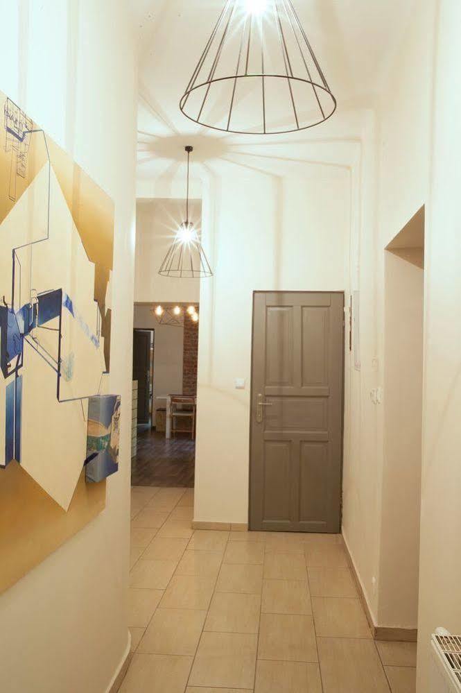 Lull Hostel Варшава Екстериор снимка